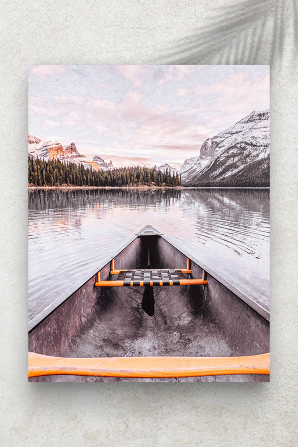 Canoé Et Montagnes
